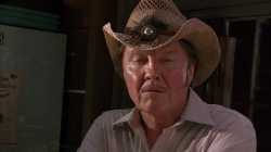 Holes ขุมทรัพย์ปาฏิหารย์ 2003